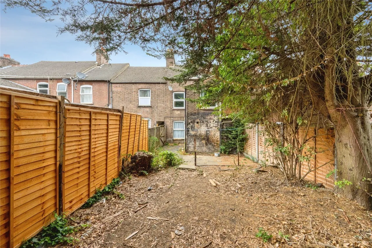 Cowper Street, Luton, Bedfordshire, LU1, photo 17