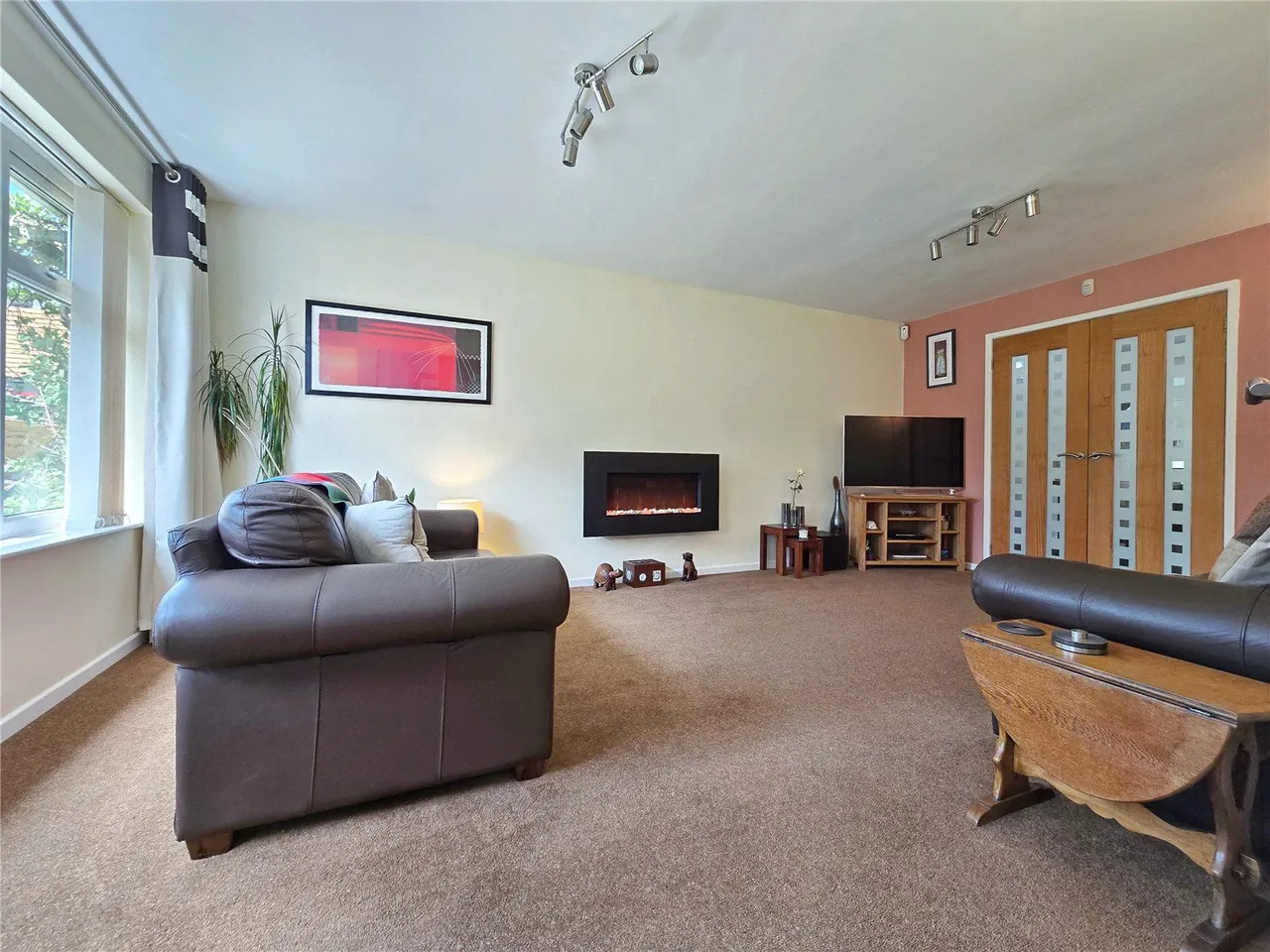Philips Road, Weir, OL13, photo 5