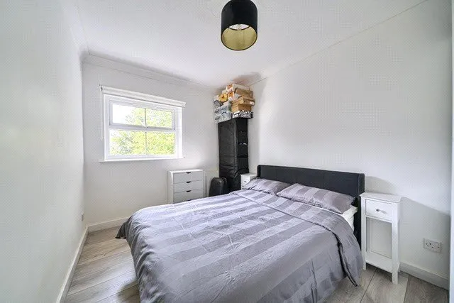 Chelveston Crescent, Southampton, SO16, photo 5