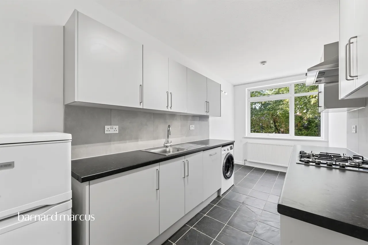 Westbury Road, New Malden, photo 7
