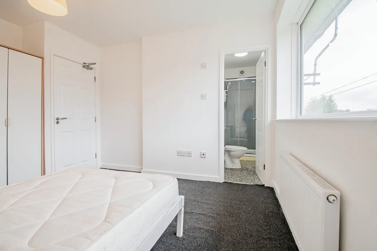 Seedley Avenue, Little Hulton, Manchester, Greater Manchester, M38, photo 12