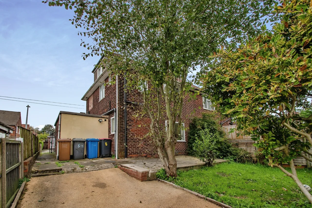 Seedley Avenue, Little Hulton, Manchester, Greater Manchester, M38, photo 15