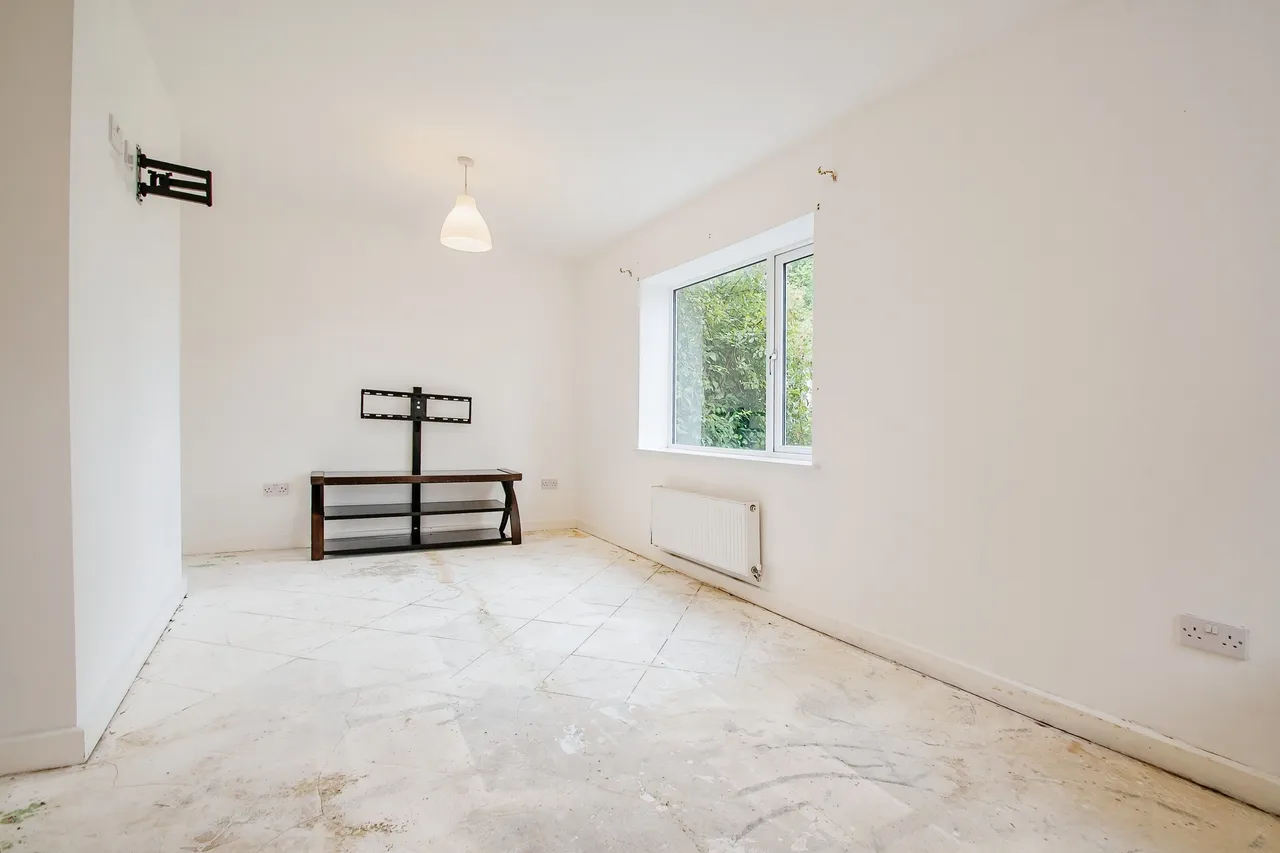 Seedley Avenue, Little Hulton, Manchester, Greater Manchester, M38, photo 10