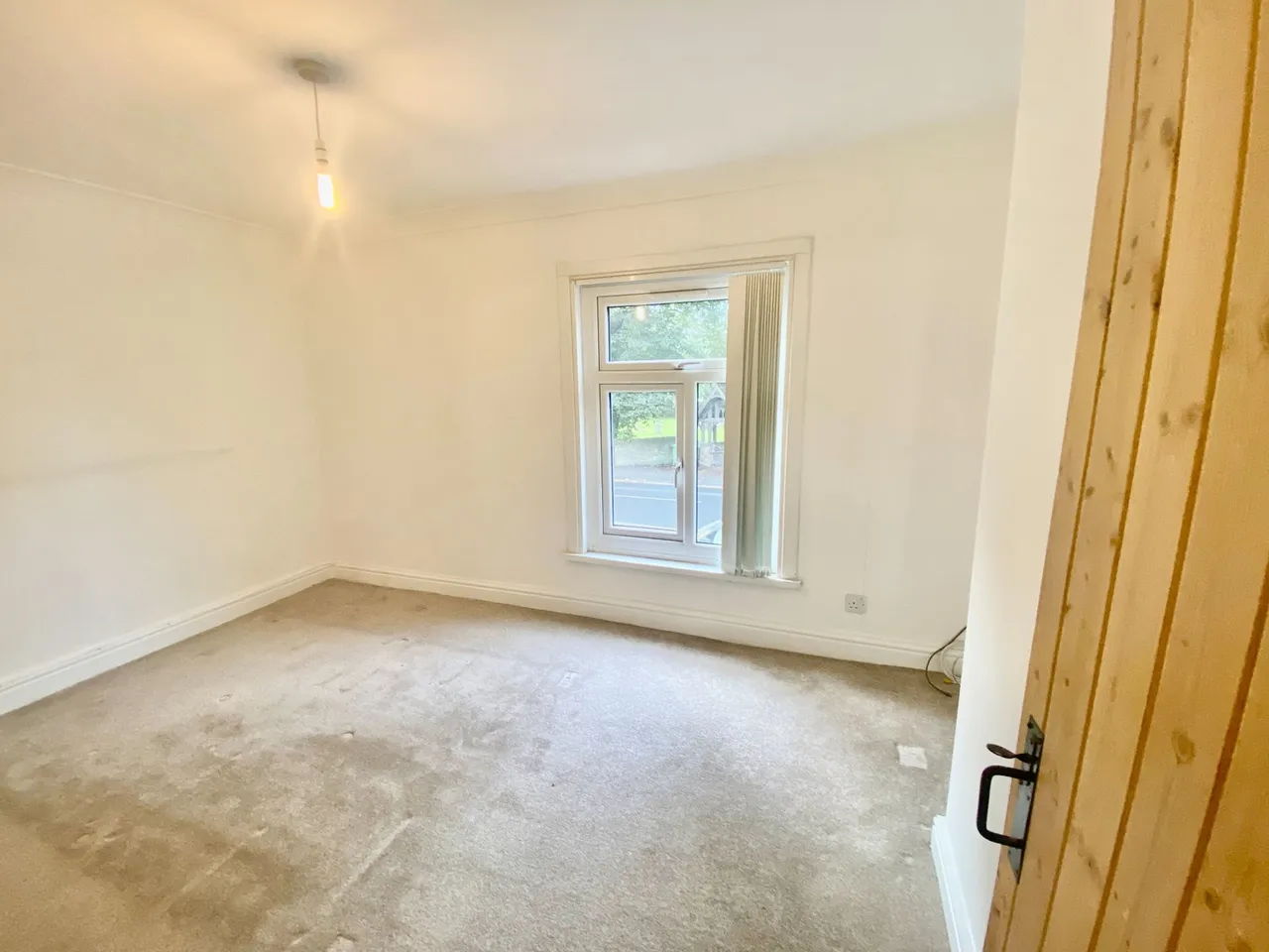 London Road, Stockport, SK7, photo 8