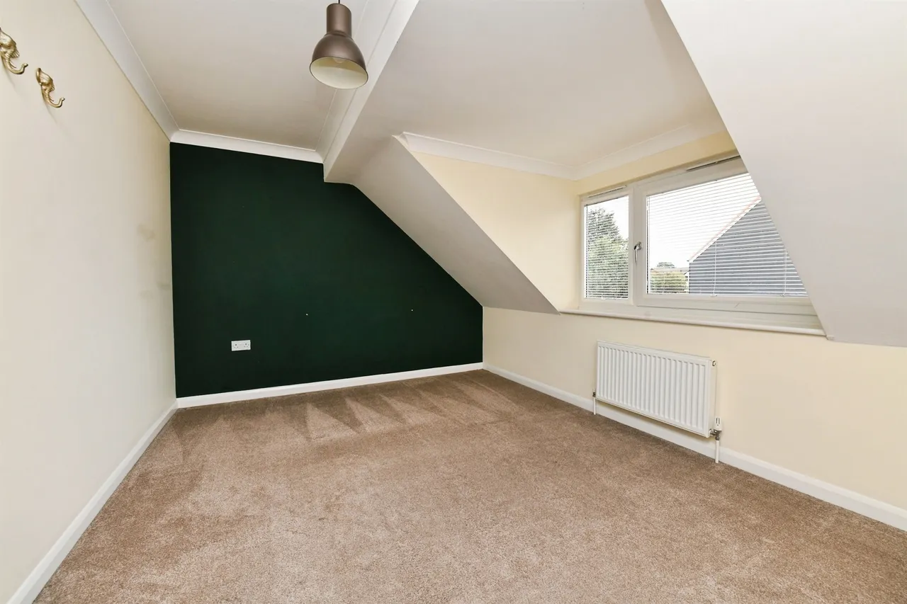 Homestead Close, Rayleigh, photo 12
