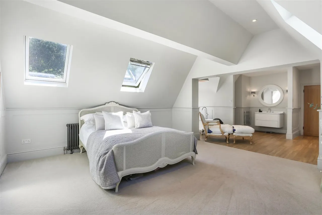 Hazelwood Lane, Chipstead, Surrey, CR5 3QZ, photo 7