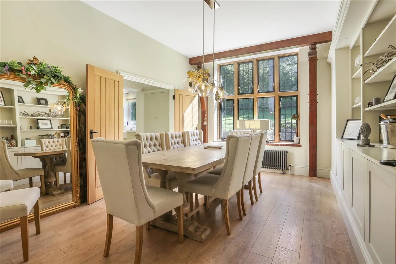 Hazelwood Lane, Chipstead, Surrey, CR5 3QZ, photo 6