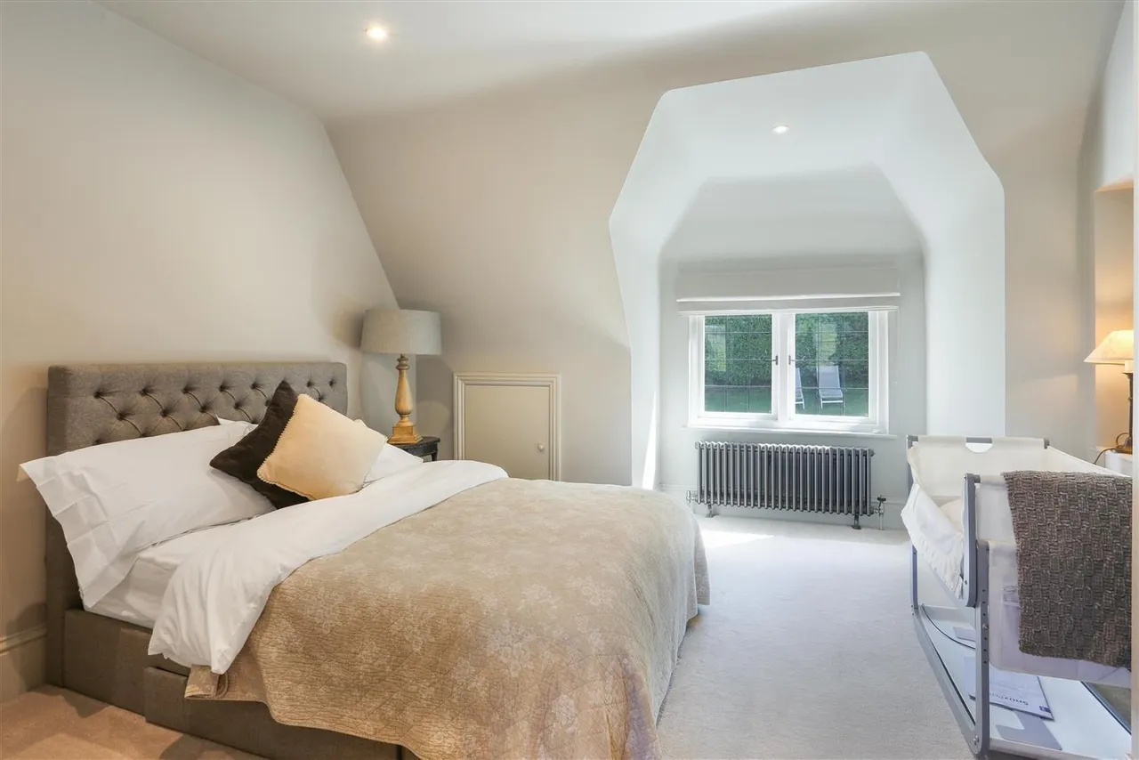 Hazelwood Lane, Chipstead, Surrey, CR5 3QZ, photo 36