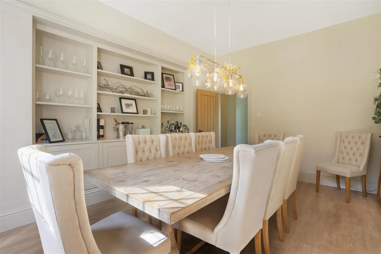 Hazelwood Lane, Chipstead, Surrey, CR5 3QZ, photo 19