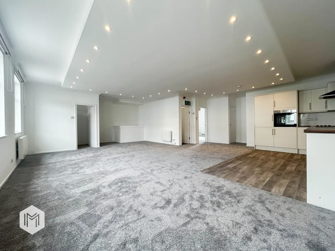 2 bed flat for sale — 35, Market Street, Westhoughton, Bolton, BL5 3AG