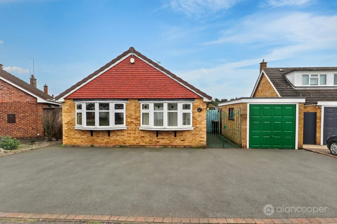 Windermere Avenue, St Nicolas Park, CV11, photo 25