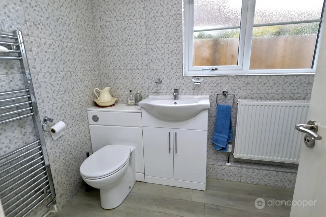 Windermere Avenue, St Nicolas Park, CV11, photo 19