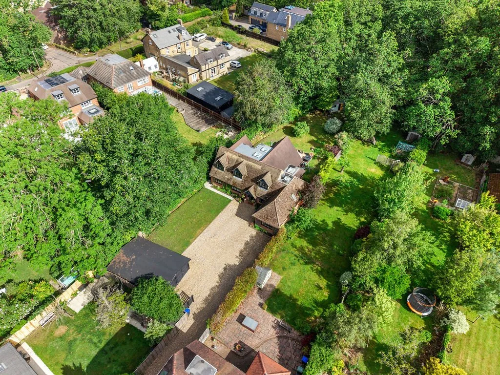 One Pin Lane, Farnham Common, SL2, photo 13
