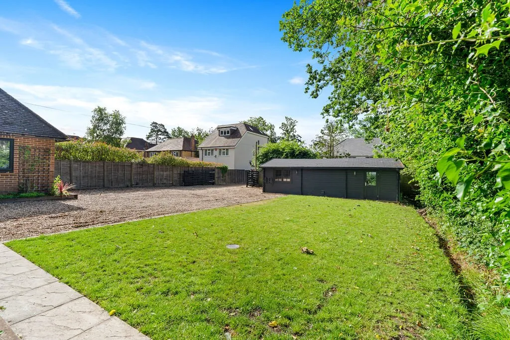 One Pin Lane, Farnham Common, SL2, photo 26