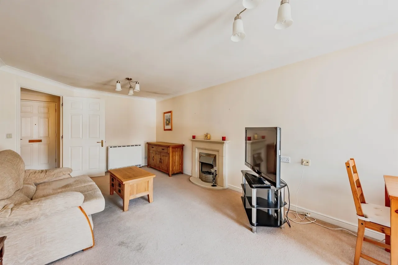 Linkfield Lane, Redhill, photo 5