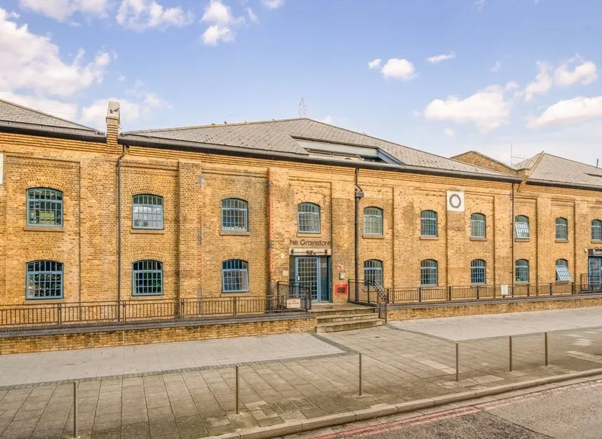 Western Gateway, E16, photo 11