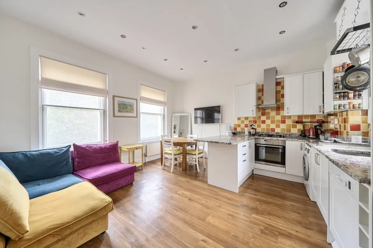 2 bed flat to rent — Maida Vale London W9