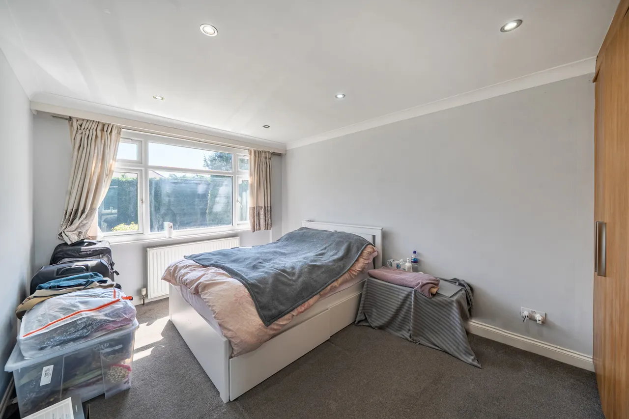 Nursery Road, HA5, photo 2