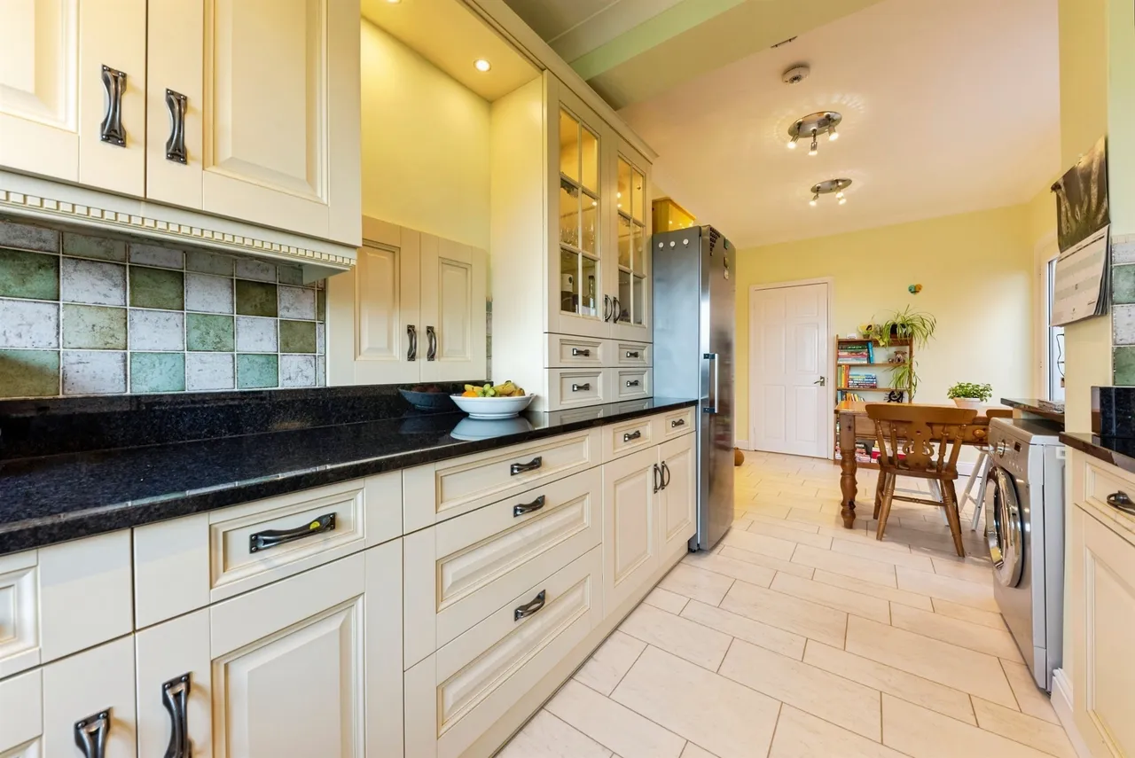 Harrowby Lane, Grantham, photo 6