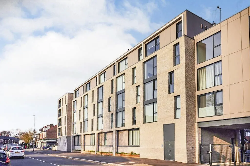 Lower Broughton Road, Salford, M7, photo 2