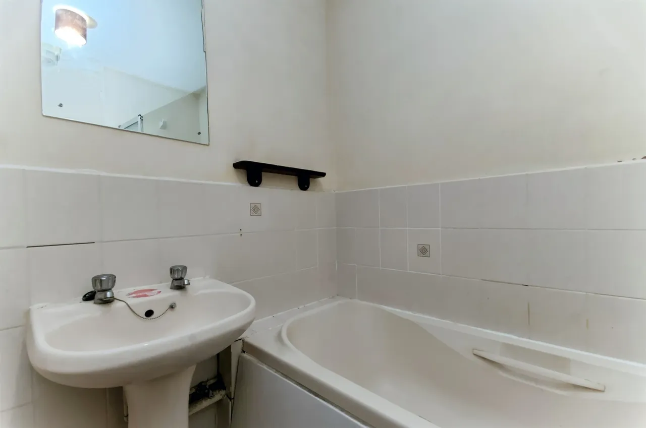 Falmouth Close, Eastbourne, BN23, photo 16
