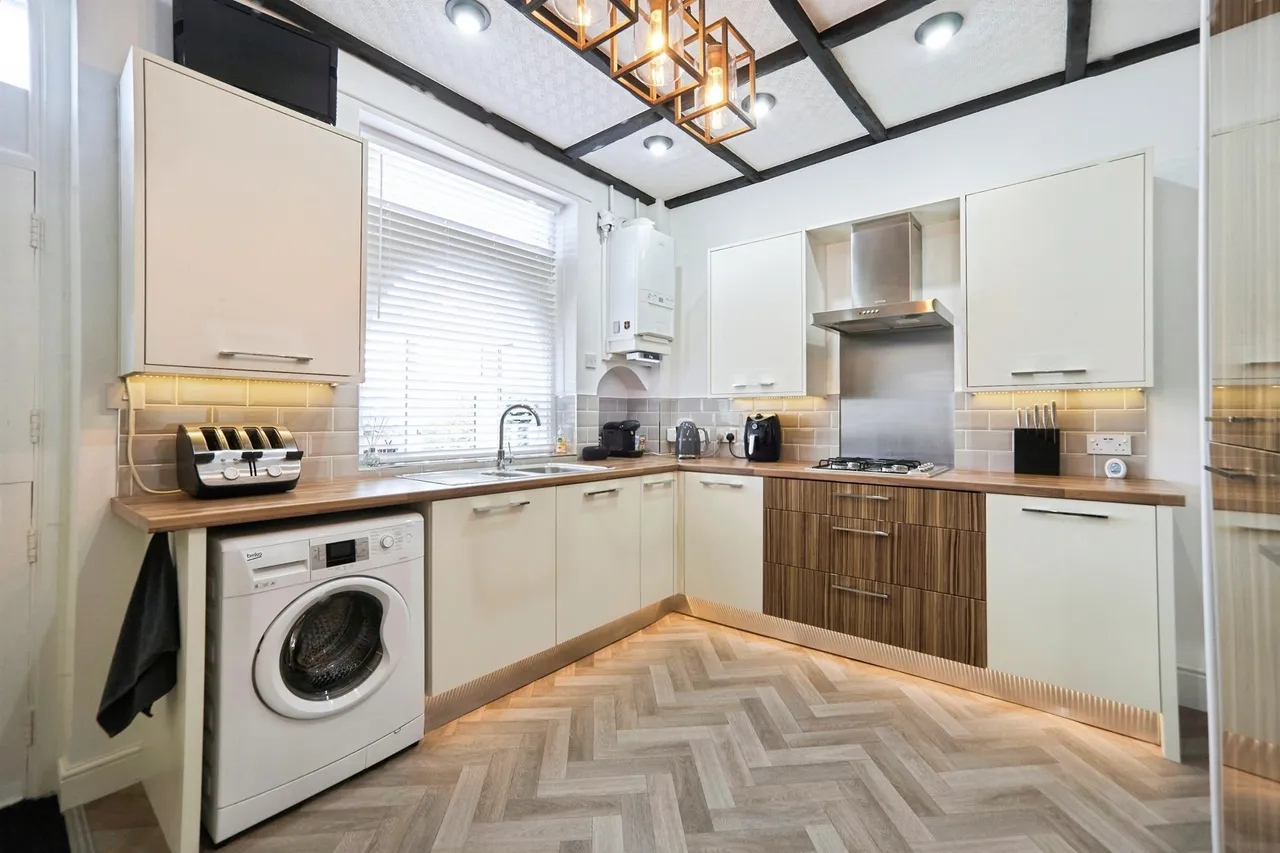 Parkwood Street, Keighley, BD21, photo 4