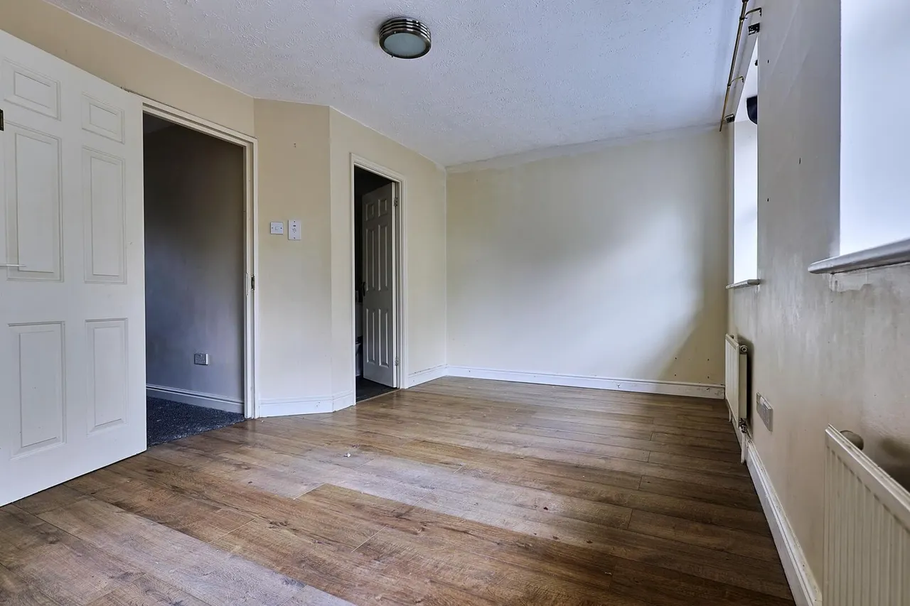 Harston Drive, Enfield, EN3, photo 7