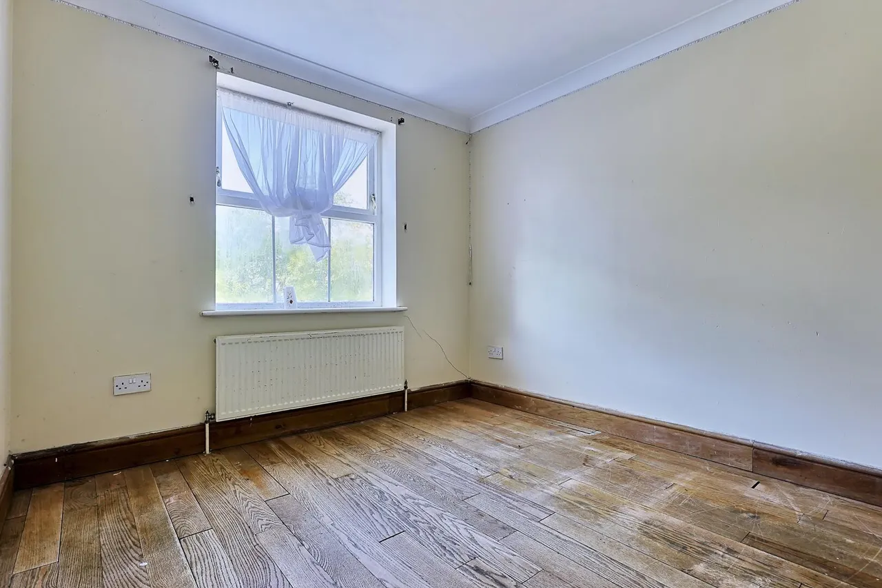 Harston Drive, Enfield, EN3, photo 16