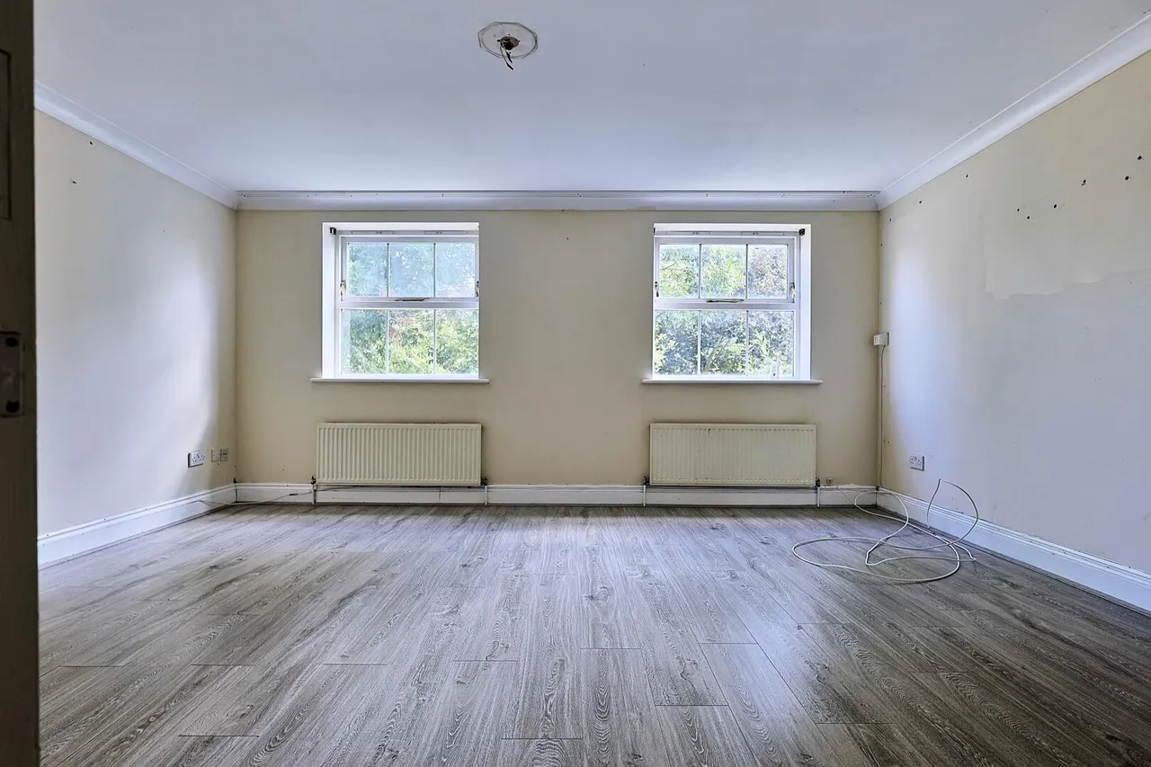 Harston Drive, Enfield, EN3, photo 19