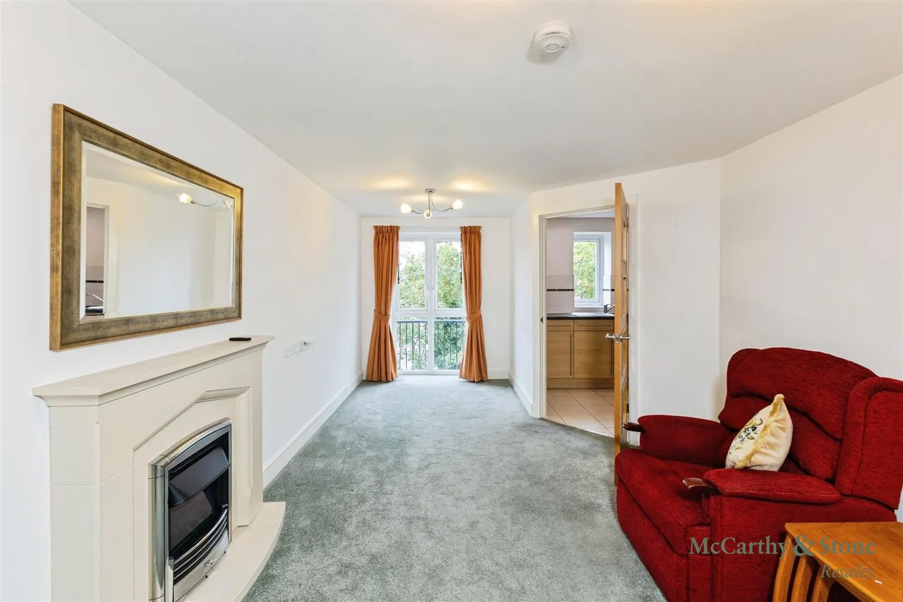 1 bed flat for sale, Abbotsmead Place, Caversham, RG4