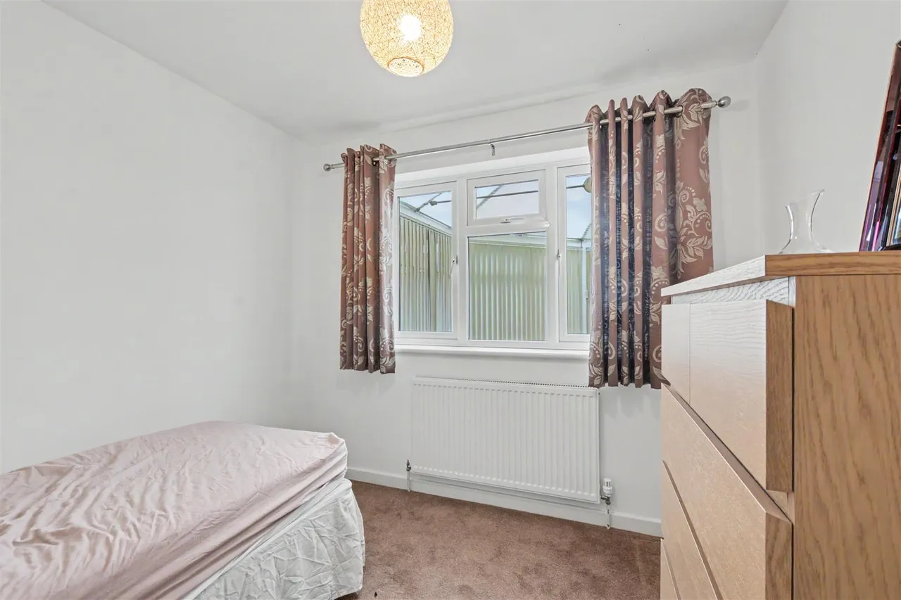 Benington Drive, Wollaton, NG8, photo 10