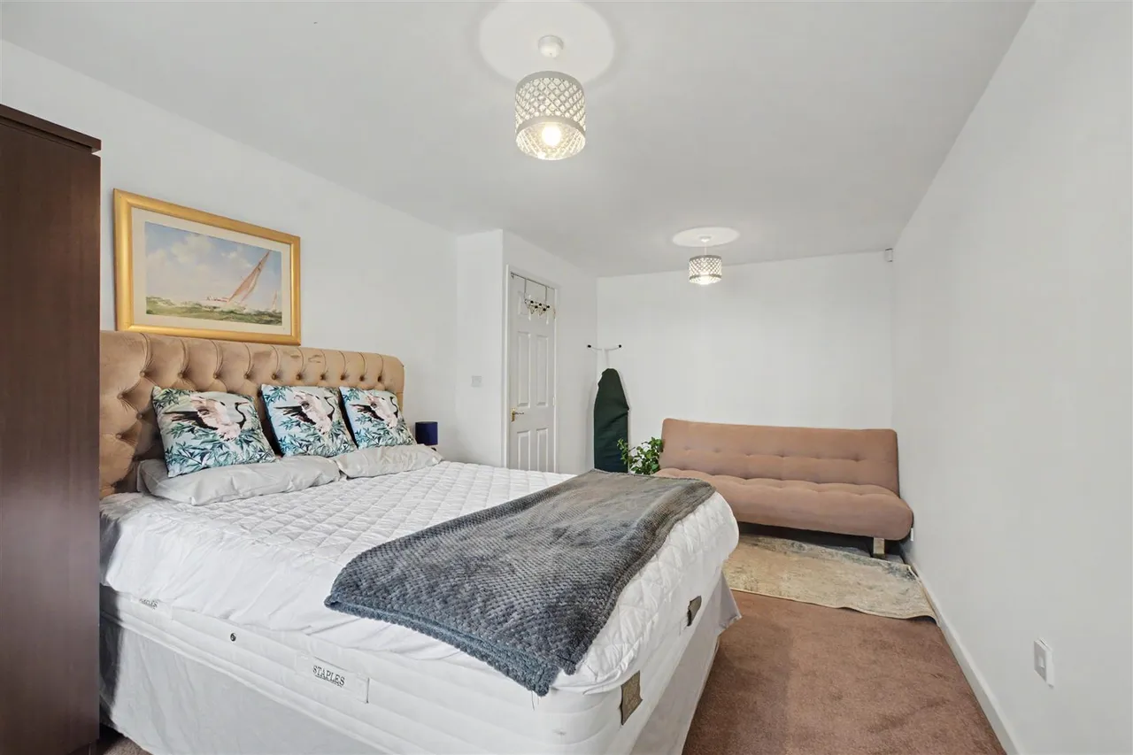 Benington Drive, Wollaton, NG8, photo 9