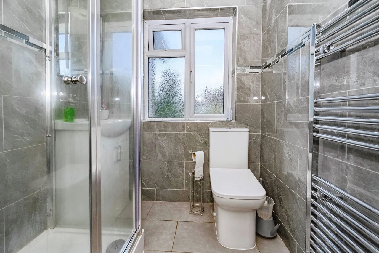 Gardenia Avenue, Luton, Bedfordshire, LU3, photo 6
