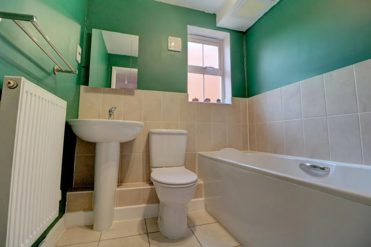 Bryony Drive, Ashford, TN23, photo 12