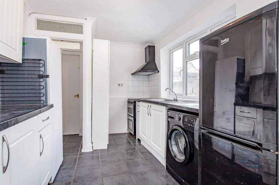 Whippendell Road, Watford, WD18, photo 12