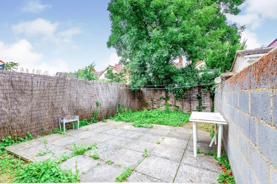 Whippendell Road, Watford, WD18, photo 8