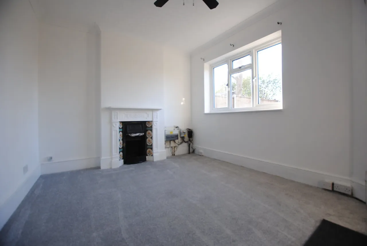 Sevenoaks Way, Orpington, kent, BR5 3JF, photo 3