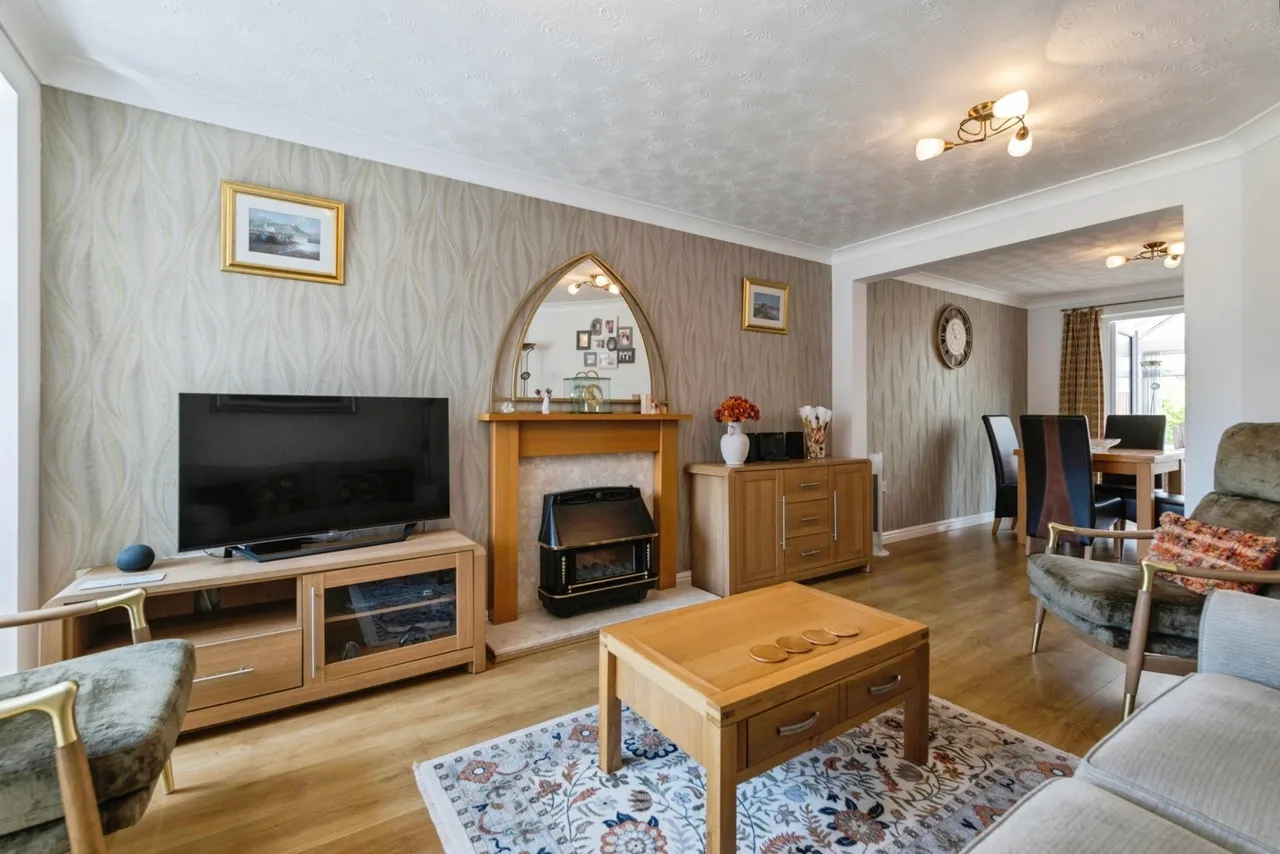 Callum Close, Darlington, Durham, DL3, photo 2