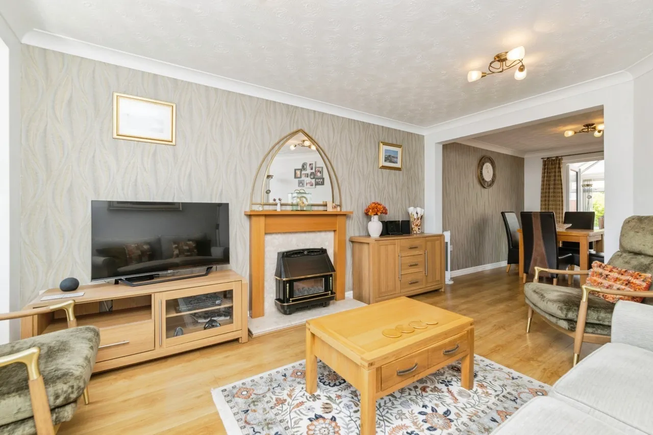 Callum Close, Darlington, Durham, DL3, photo 3