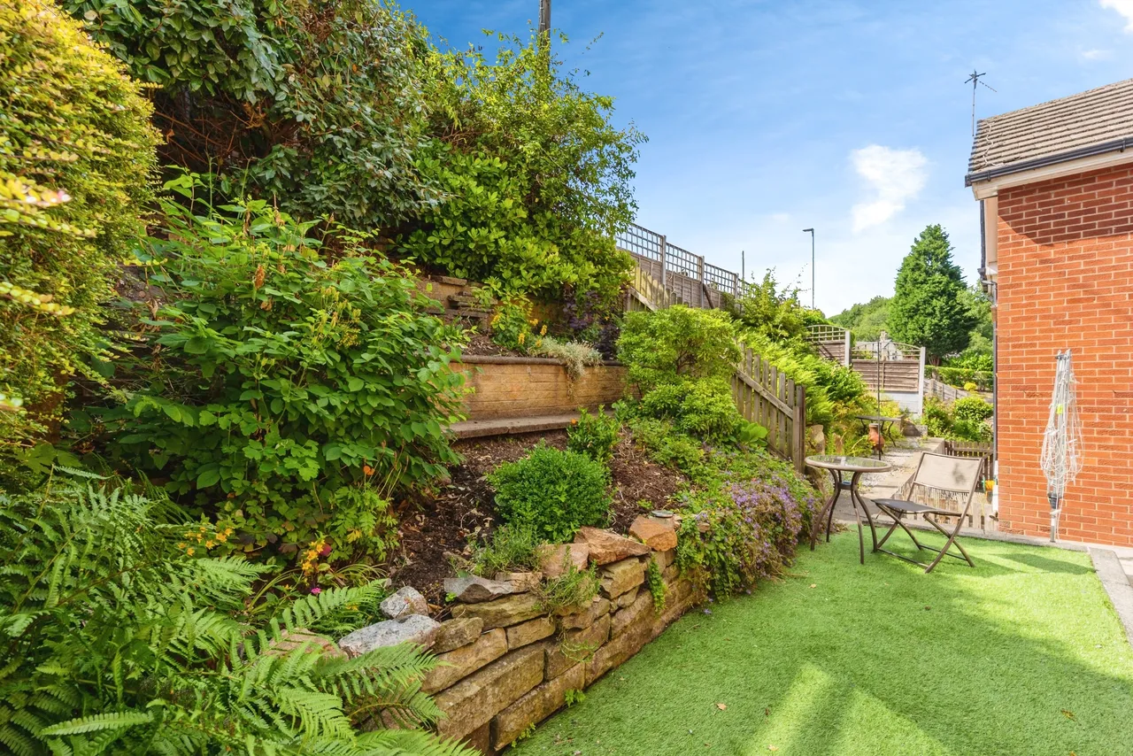 Highfield Drive, Mossley, OL5, photo 19