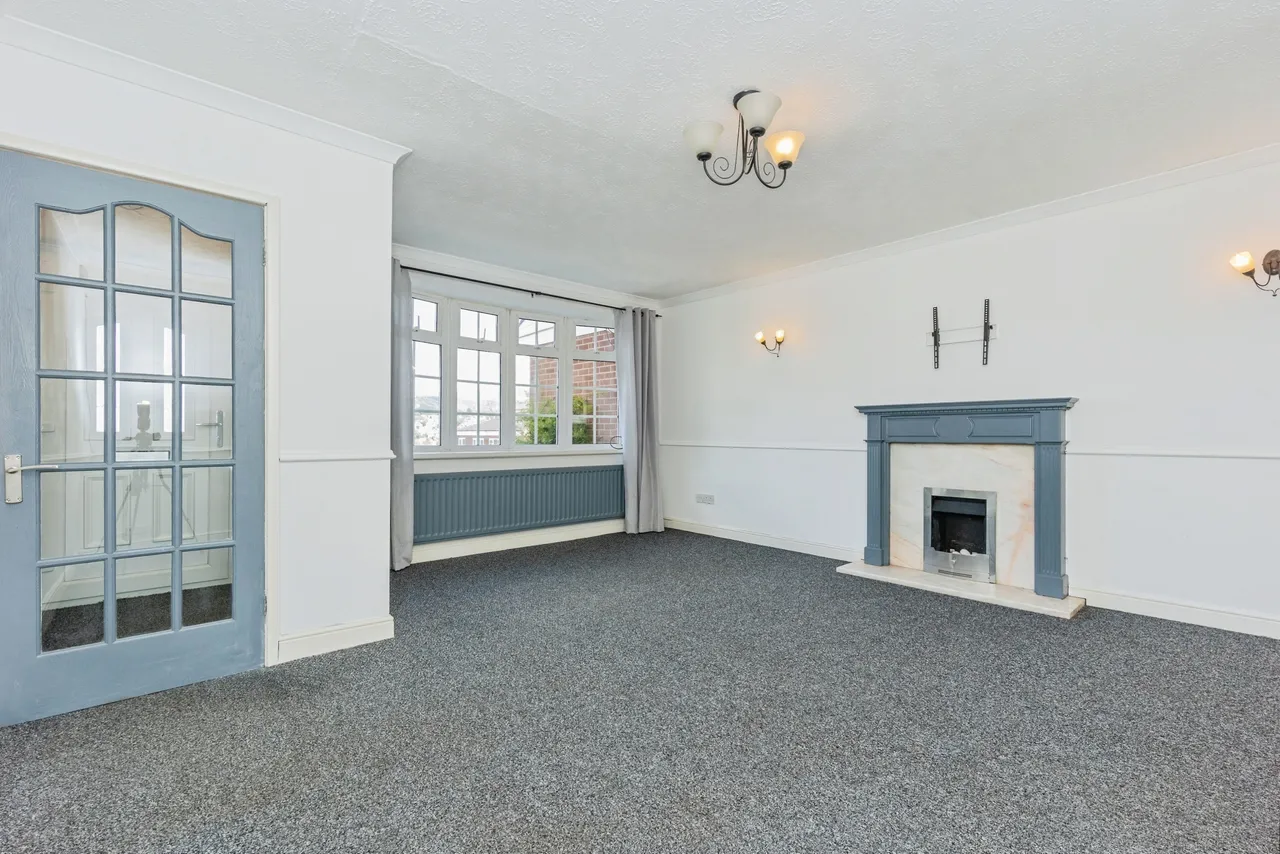 Highfield Drive, Mossley, OL5, photo 7