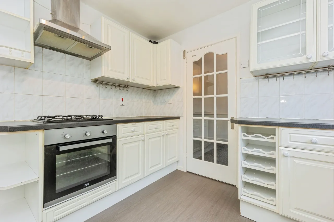 Highfield Drive, Mossley, OL5, photo 8