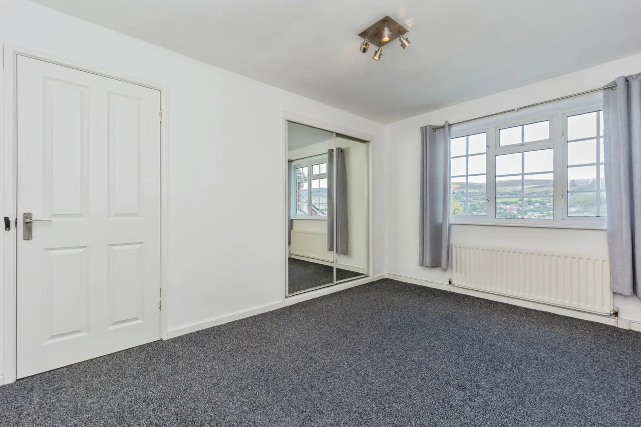 Highfield Drive, Mossley, OL5, photo 13