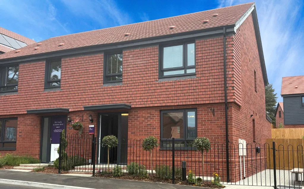 3 bed house for sale — Brunswick Road, Deepcut, Camberley, Surrey, GU16 6RS