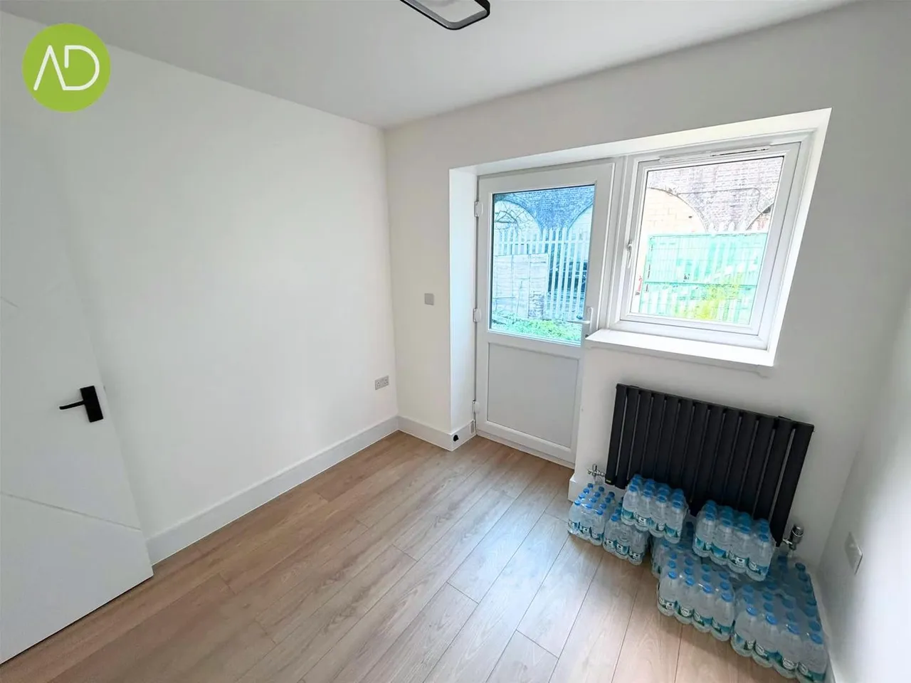 Dudley Avenue, Waltham Cross EN8 8RJ, photo 16