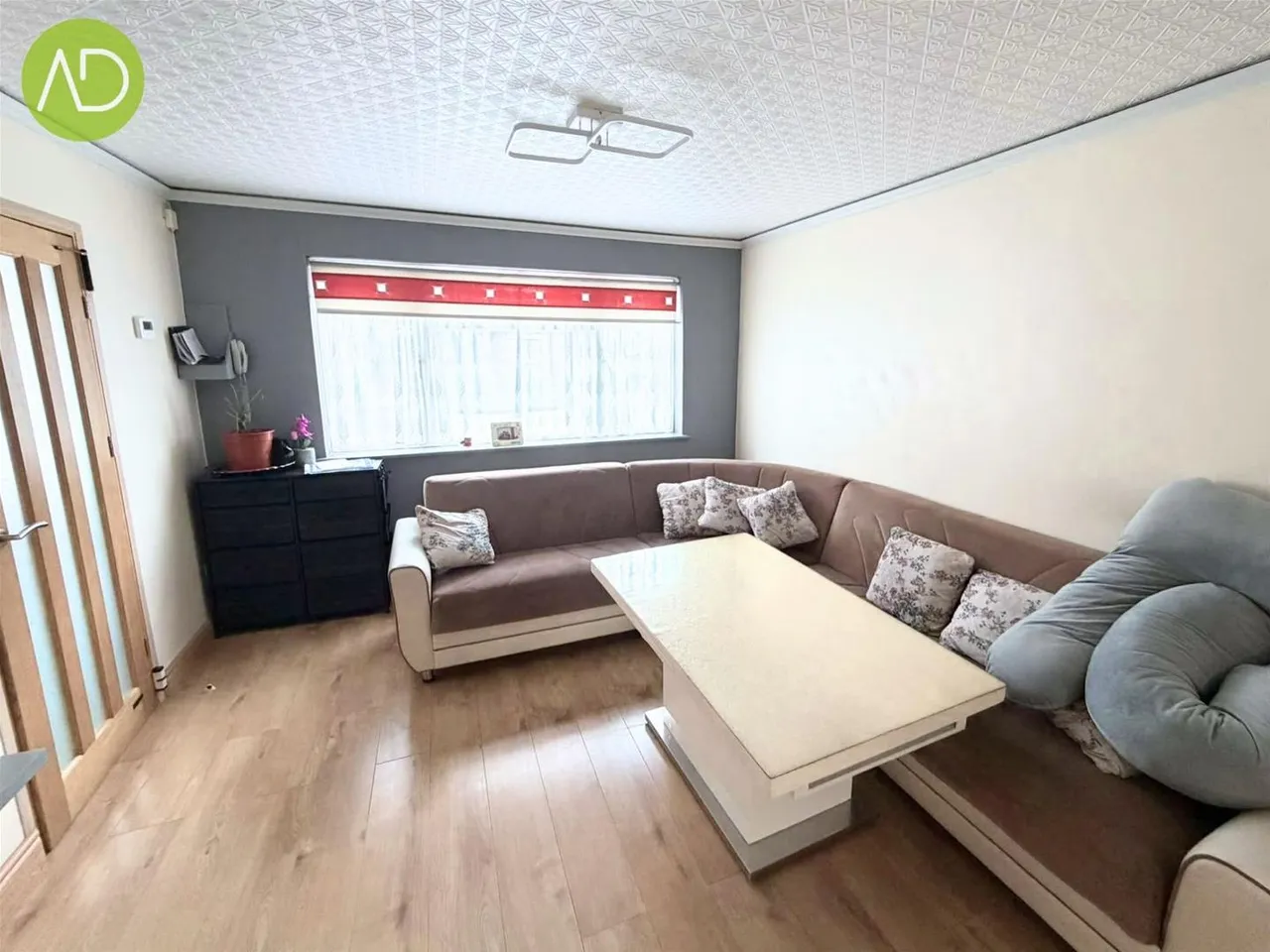 Dudley Avenue, Waltham Cross EN8 8RJ, photo 3