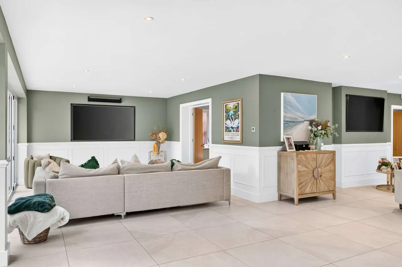 St. Johns Road, Stansted, CM24, photo 2