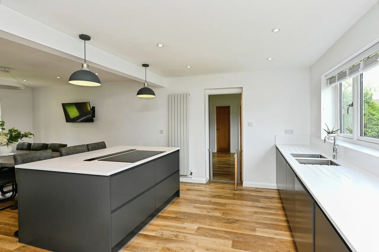 Station Road, Long Sutton, Spalding, Lincolnshire, PE12, photo 6