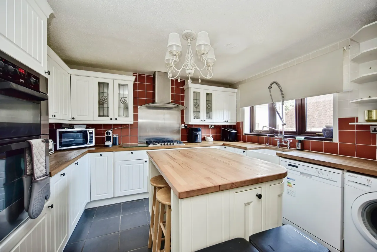 Margetts Place, Rochester, ME2, photo 9