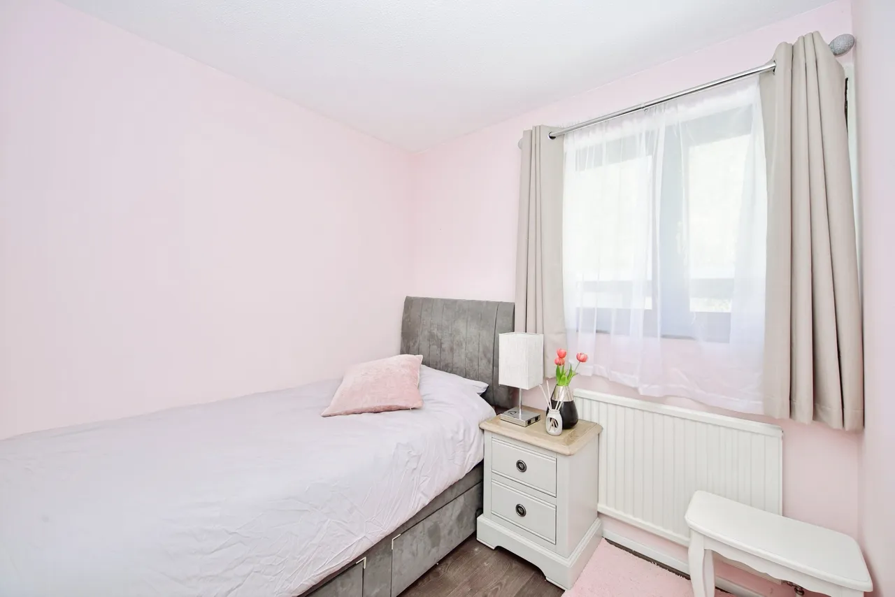 Margetts Place, Rochester, ME2, photo 14